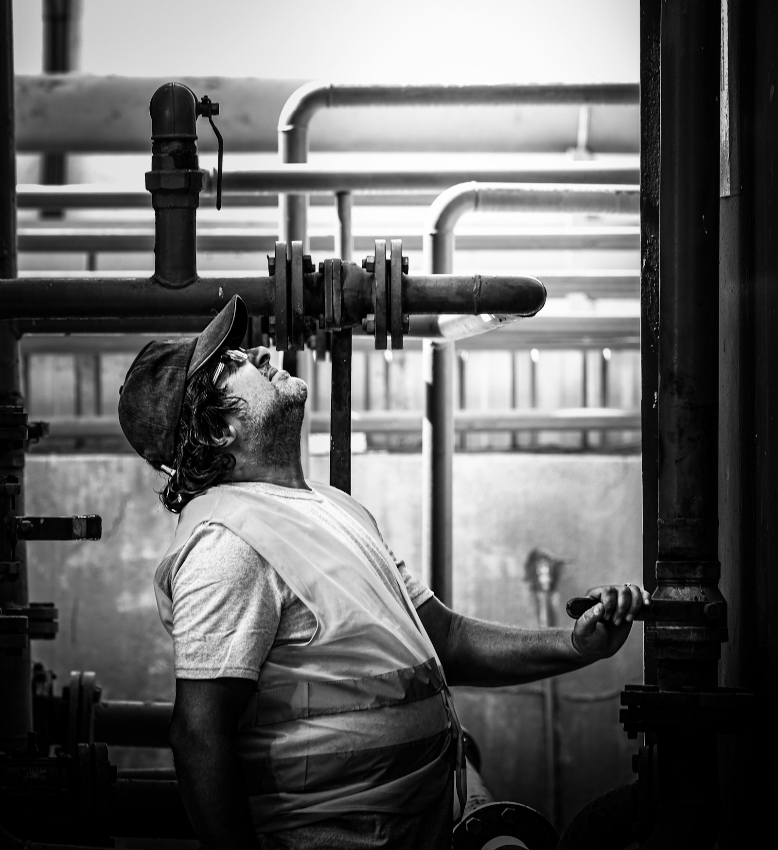 HVAC and mechanical technicians on a commercial project